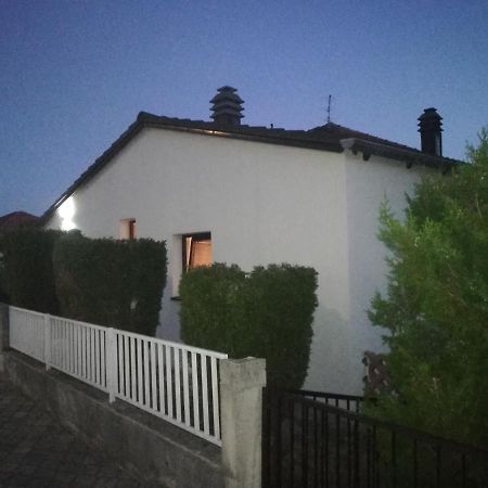 Apartman Lidija リヴノ エクステリア 写真