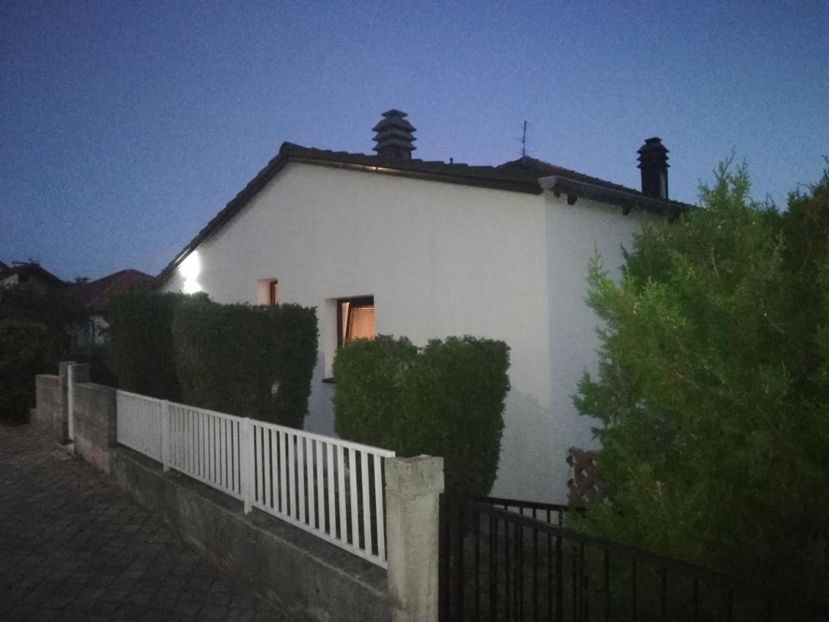 Apartman Lidija リヴノ エクステリア 写真